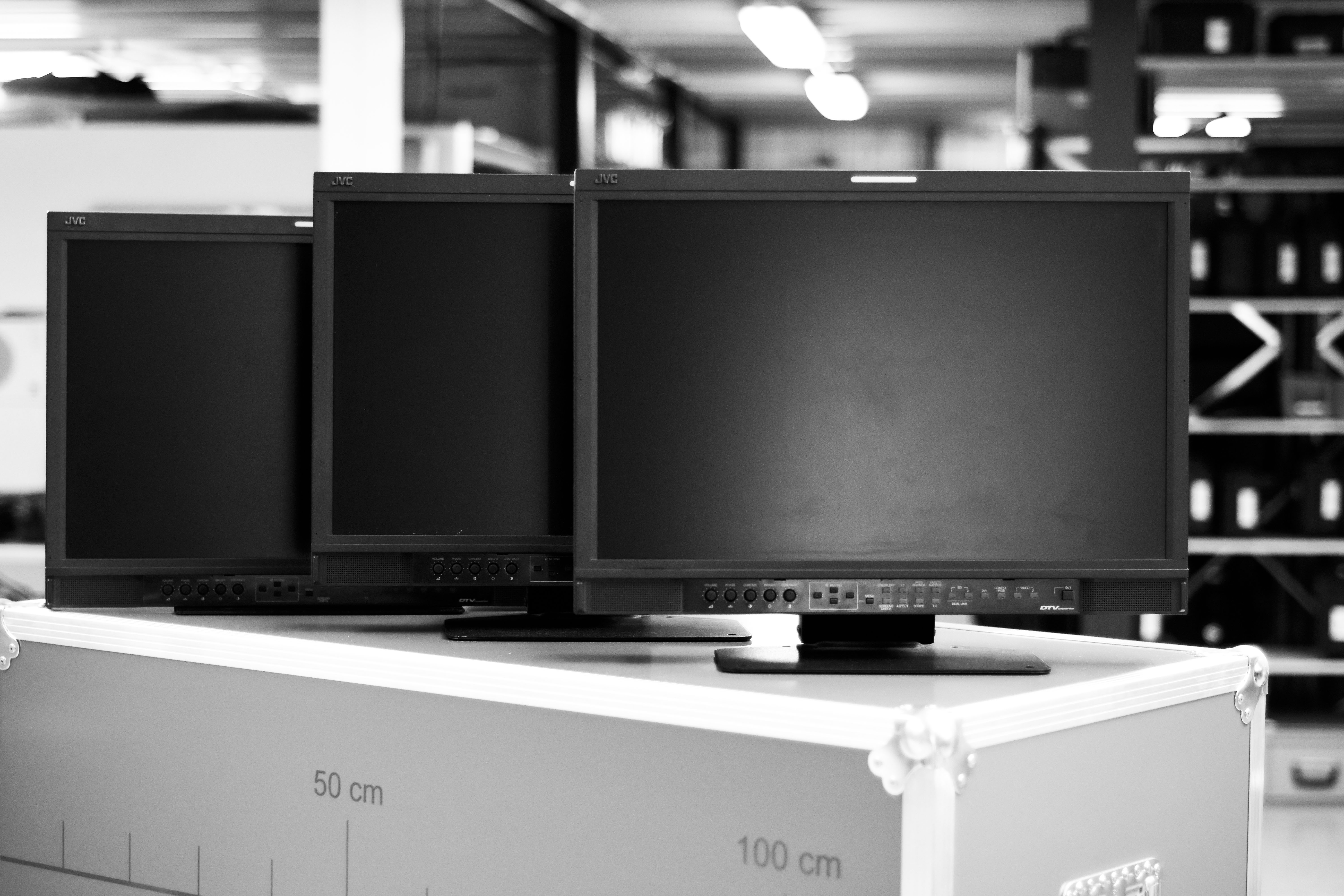 Preview monitor for rent at STAKE5.be (Temse, BE)